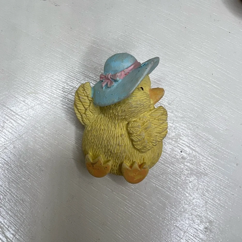 Vintage Easter Chick Pin